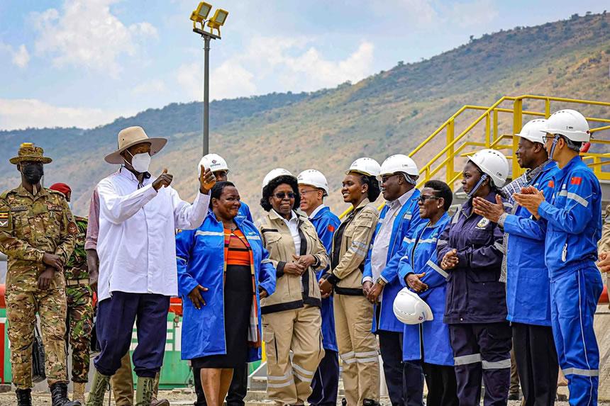 HISTORIA KUANDIKWA: Uganda kuanza kuuza mafuta yake nje ya nchi