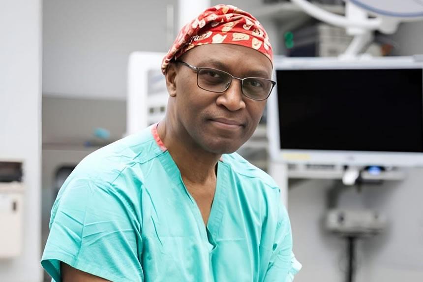 Amfanyia upasuaji mtoto aliyemtoa tumboni na kumrudisha