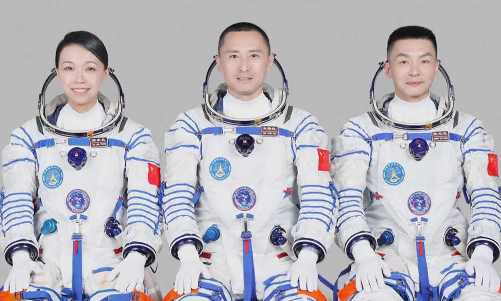 China kupeleka wanaanga anga za juu watakaa mwaka mzima.