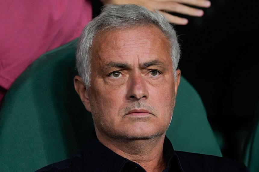 Kuna wakati unafungwa na huwezi kuelezea - Mourinho