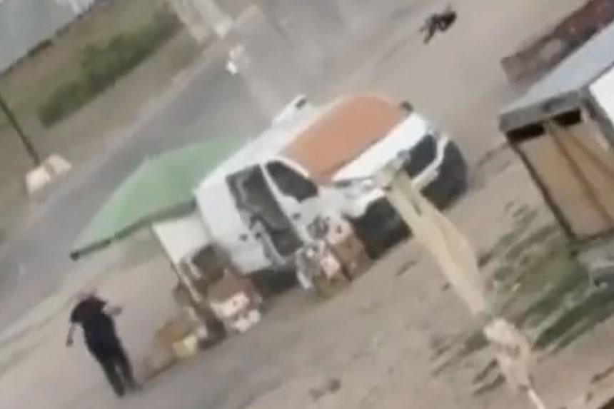 Video ya kushtua ikionyesha droni ya Urusi ikimuwinda raia