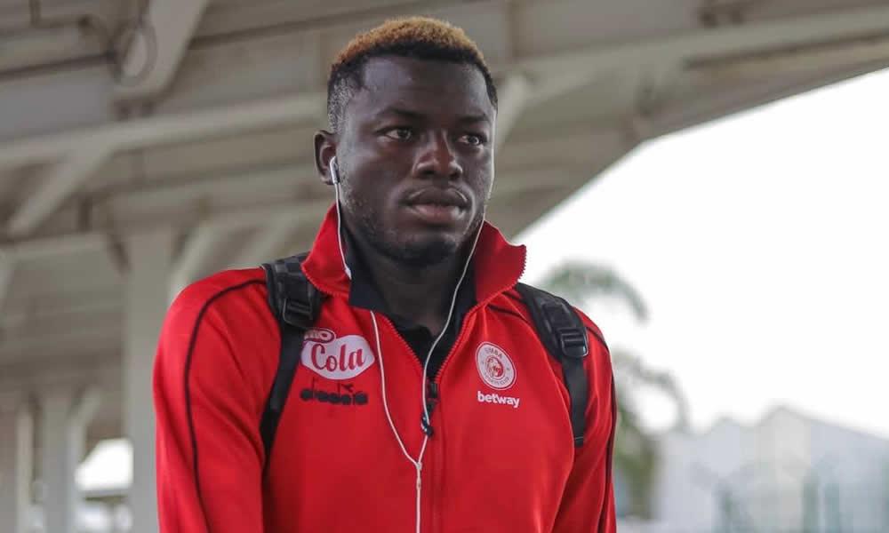 Doumbia aongozana na Simba safari ya kuwafuata Kagera Sugar.