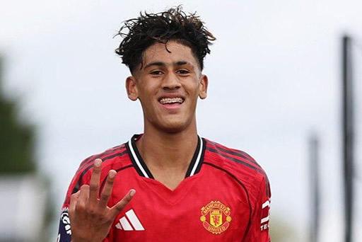 Kinda wa miaka 15 Man United awa MVP wa ligi ua under 18 Uingereza