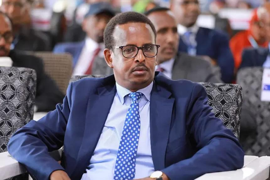 Waziri wa Somalia azuiliwa kuingia Kenya, aishia Airport