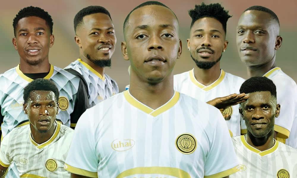 Mastaa wa Azam FC wakiokuwa stars kuiwahi Singida BS.