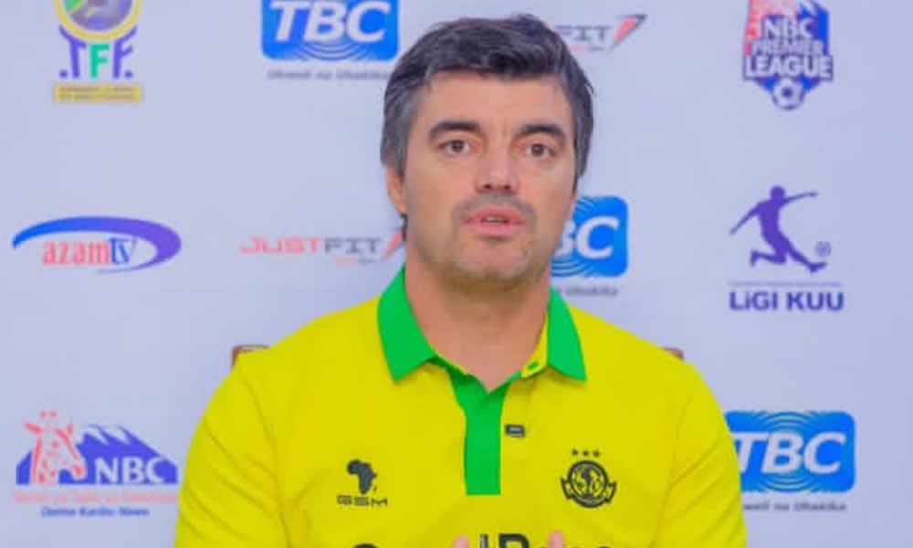 Kocha wa Yanga ataka umakini kwa wachezaji wake kuelekea mechi ya kesho.