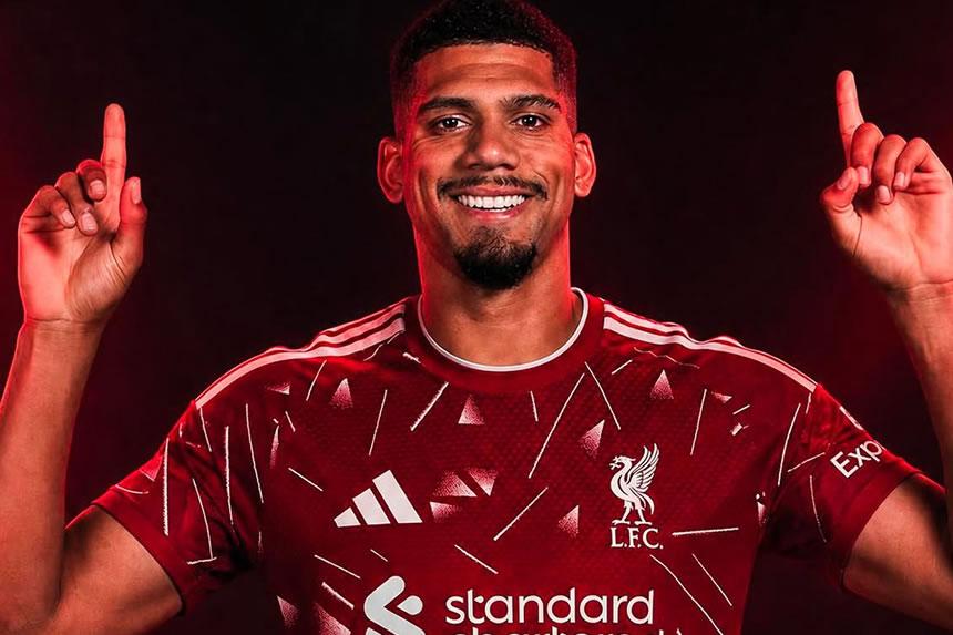 Liverpool kumsajili Araujo wa Barcelona kwa mkopo