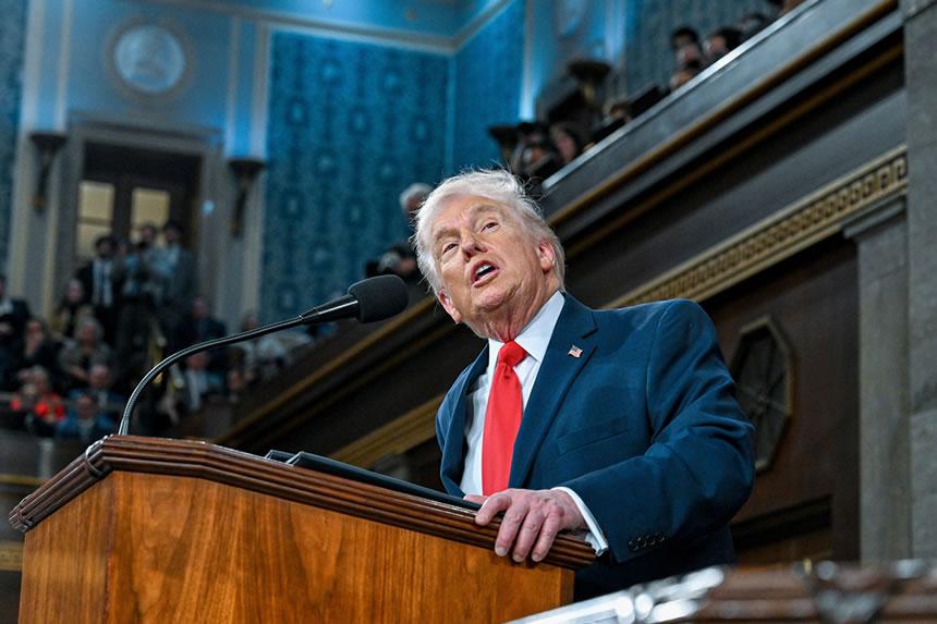 Sitairuhusu Iran kuwa na silaha za nyuklia - Trump