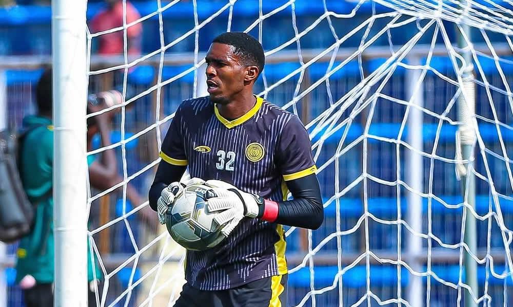 Zuberi Foba afungiwa mechi tatu na faini ya Milioni 2.
