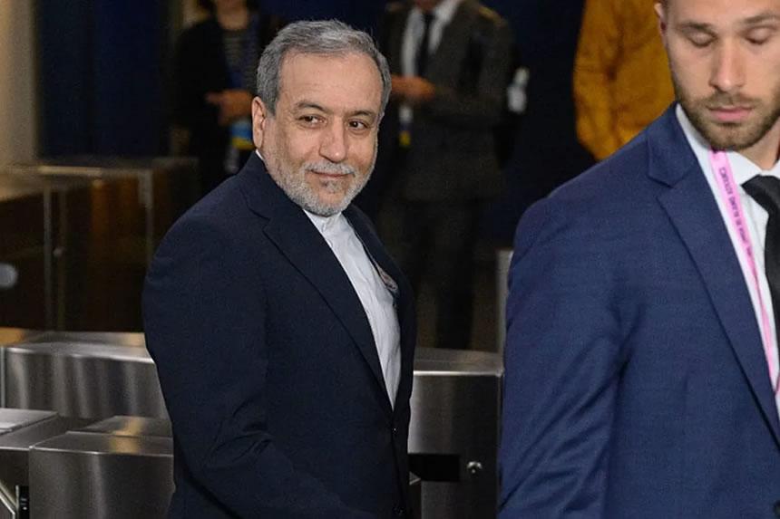 IRAN YAIONYA MAREKANI: Tuko tayari kwa amani na hata vita vya maangamizi