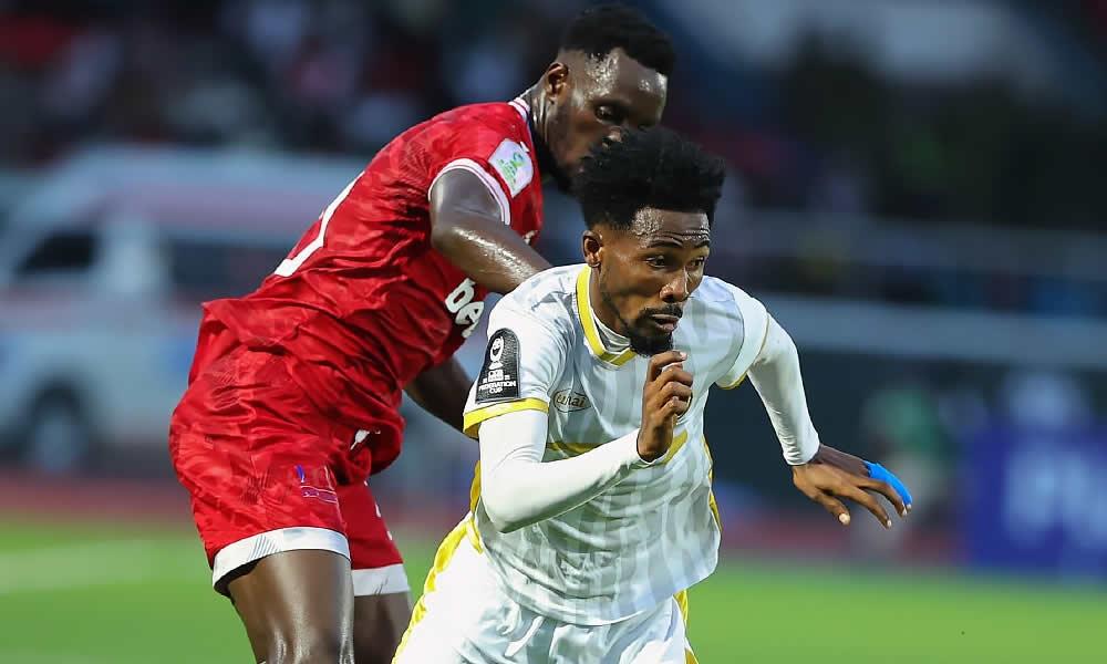 Azam FC watozwa faini ya Milioni 50 kisa kugomea kuvaa medali.