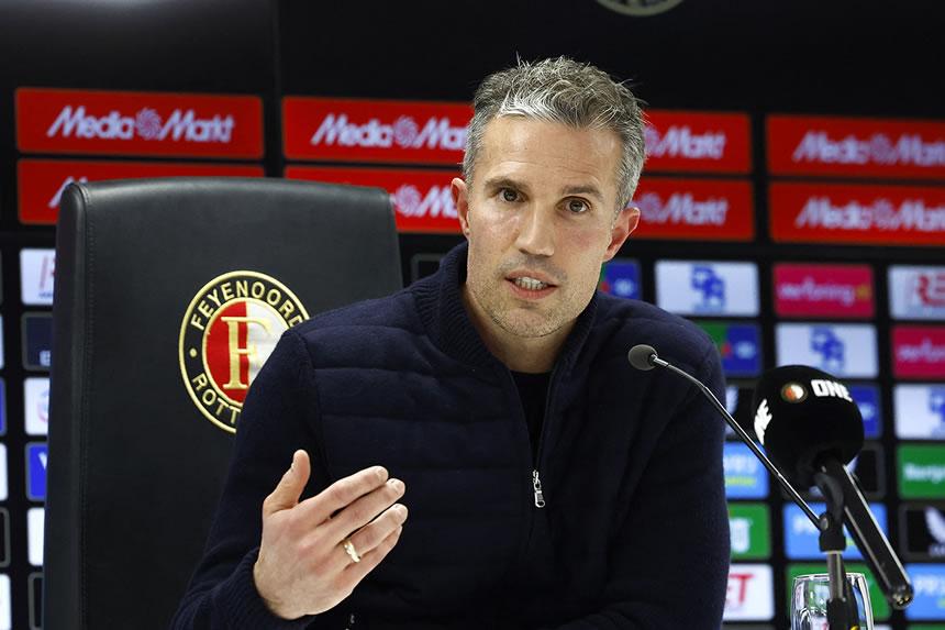 Van Persie atabaki Feyenoord licha ya matokeo mabaya