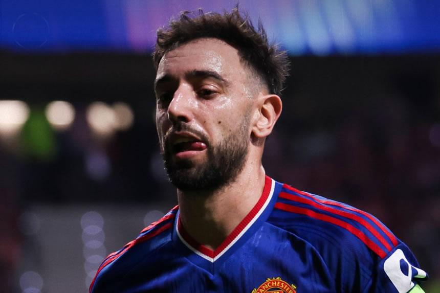 MASHABIKI WAFUNGUKA: "Fernandes hatufai tena kuwa nahodha Man United"